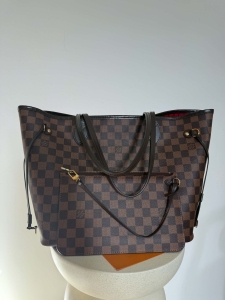 Neverfull MM Damier Ebene torba z inicjałami „MP”