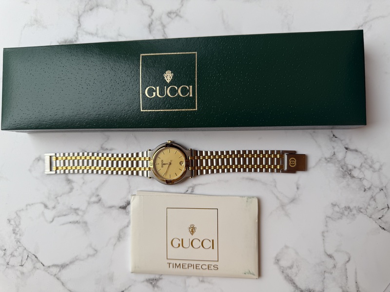 Gucci męski zegarek vintage wraz z oryginalnym pudełkiem (1).jpeg