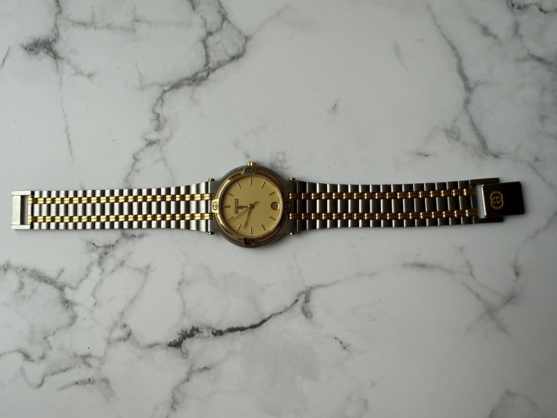 Gucci męski zegarek vintage wraz z oryginalnym pudełkiem (8).jpeg