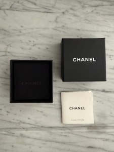 Kolczyki Chanel – Coco | Szampańskie Złoto | P20V | Stan Idealny