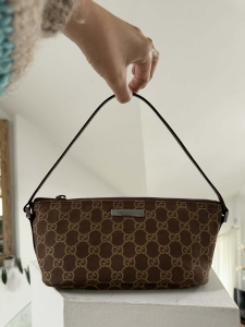 Gucci torebka monogram brąz do ręki lub pod ramię 