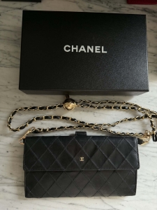 Chanel portfel na łańcuszku + pudełko
