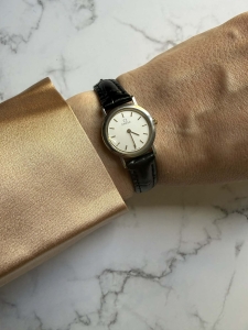 OMEGA De Ville, szwajcarski zegarek vintage, oryginalny, srebrno-złota koperta 22mm,  kwarcowy 