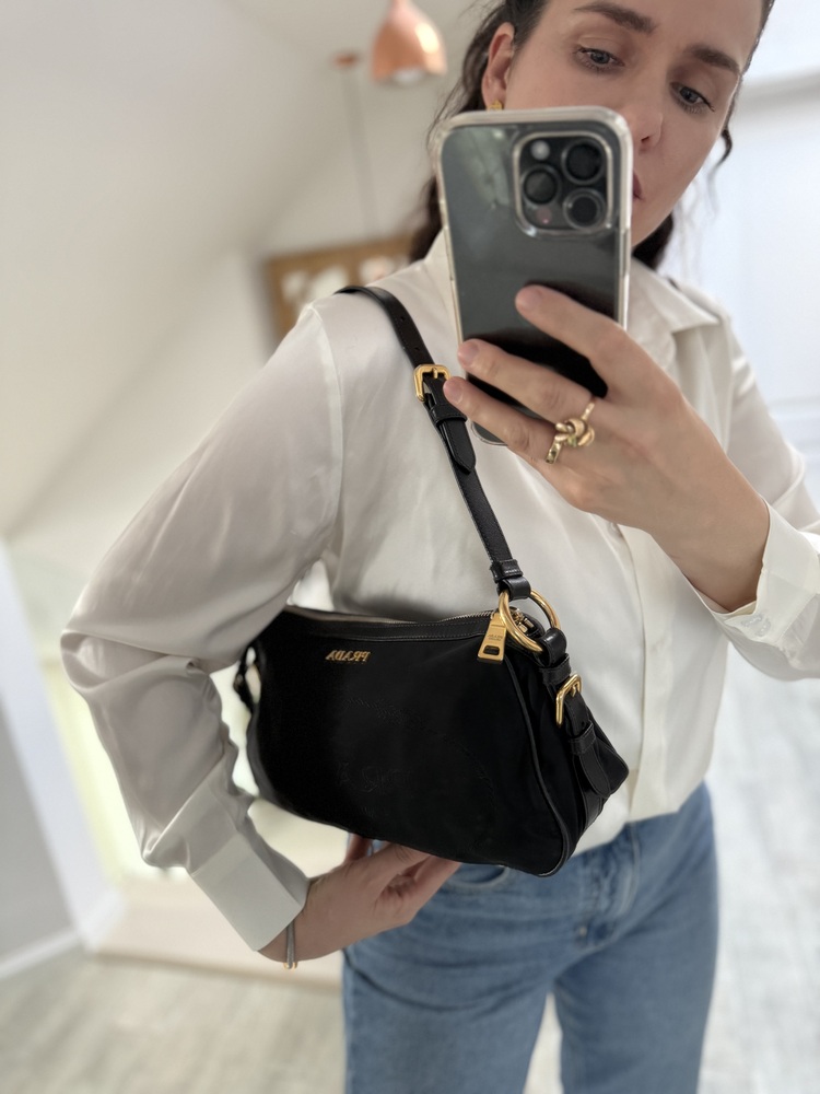 prada czarna torba na ramię (8).jpeg