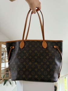Louis Vuitton neverfull Monogram