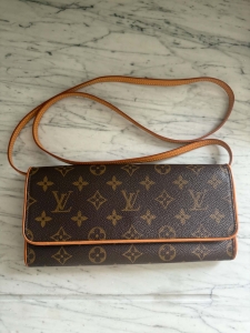 Louis Vuitton Pochette GM torba na ramię 