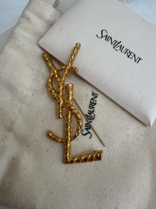 YSL broszka w kolorze złotym, komplet z pudełkiem 