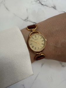 GUCCI szwajcarski zegarek vintage, w całości oryginalne elementy, pasek brąz, złota koperta 23mm 