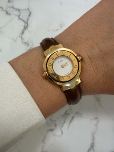 GUCCI szwajcarski zegarek/bransoleta 2w1, vintage, brązowy pasek one size + box (1)