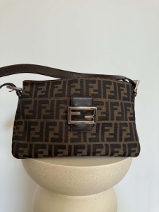Fendi Zucha Mamma torba na ramię ze skóry i żakardu 