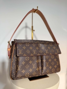 LOUIS VUITTON Viva Cité GM Monogram
