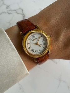 GUCCI szwajcarski zegarek vintage, w całości oryginalne elementy, brązowy pasek, koperta 25mm